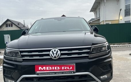 Volkswagen Tiguan II, 2019 год, 2 450 000 рублей, 6 фотография