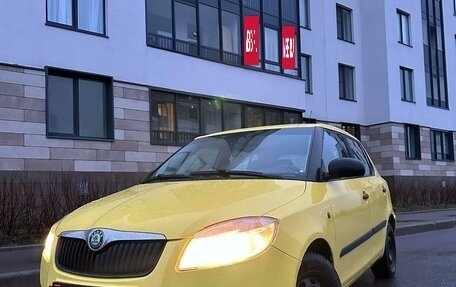 Skoda Fabia II, 2007 год, 345 000 рублей, 2 фотография