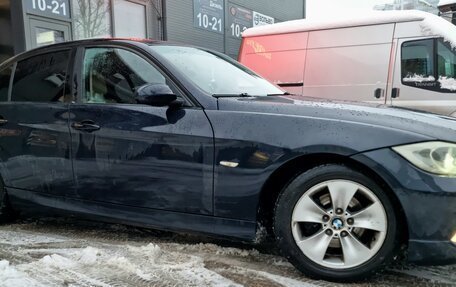 BMW 3 серия, 2007 год, 850 000 рублей, 17 фотография