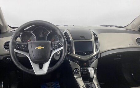 Chevrolet Cruze II, 2013 год, 660 000 рублей, 10 фотография