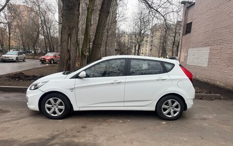 Hyundai Solaris II рестайлинг, 2014 год, 900 000 рублей, 4 фотография