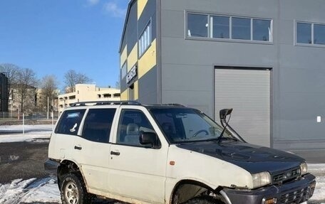 Nissan Terrano II рестайлинг, 1993 год, 230 000 рублей, 1 фотография