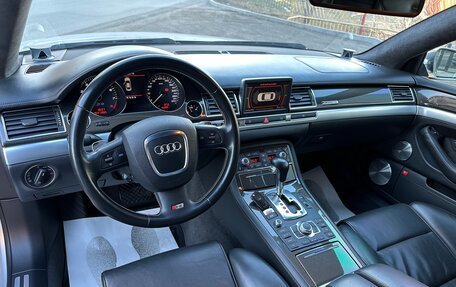 Audi S8, 2006 год, 2 850 000 рублей, 22 фотография