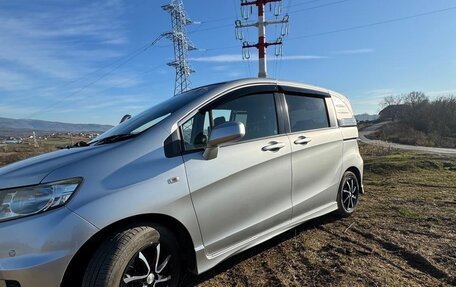 Honda Freed I, 2010 год, 1 150 000 рублей, 6 фотография