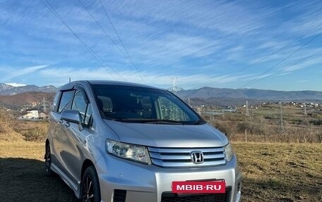 Honda Freed I, 2010 год, 1 150 000 рублей, 15 фотография