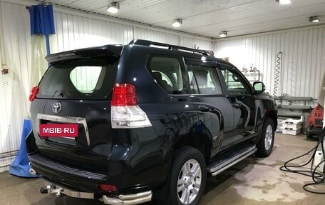 Toyota Land Cruiser Prado 150 рестайлинг 2, 2011 год, 3 800 000 рублей, 2 фотография