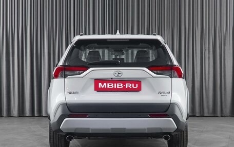 Toyota RAV4, 2024 год, 4 900 000 рублей, 4 фотография