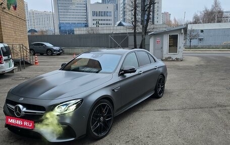 Mercedes-Benz E-Класс AMG, 2017 год, 10 600 000 рублей, 6 фотография