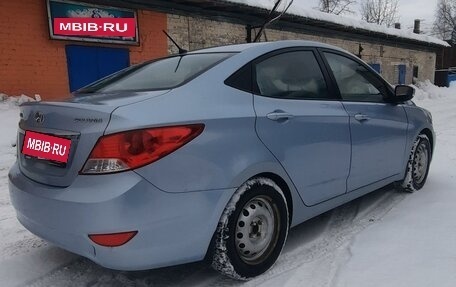 Hyundai Solaris II рестайлинг, 2011 год, 790 000 рублей, 5 фотография