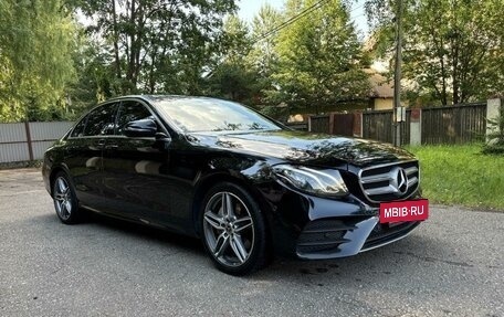 Mercedes-Benz E-Класс, 2019 год, 4 050 000 рублей, 11 фотография