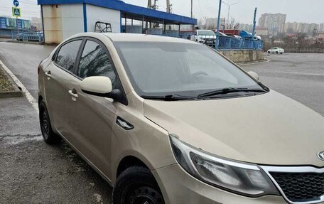 KIA Rio III рестайлинг, 2015 год, 750 000 рублей, 2 фотография