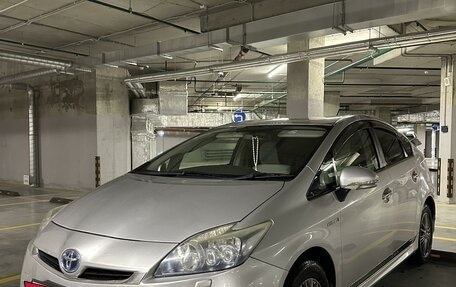 Toyota Prius, 2011 год, 950 000 рублей, 4 фотография