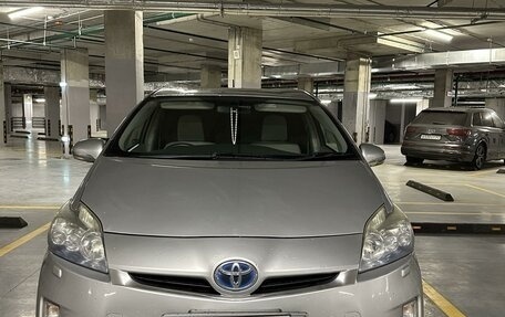 Toyota Prius, 2011 год, 950 000 рублей, 3 фотография