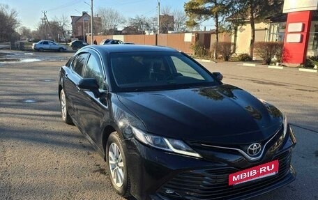 Toyota Camry, 2019 год, 3 200 000 рублей, 10 фотография