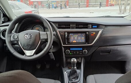 Toyota Auris II, 2013 год, 1 500 000 рублей, 7 фотография