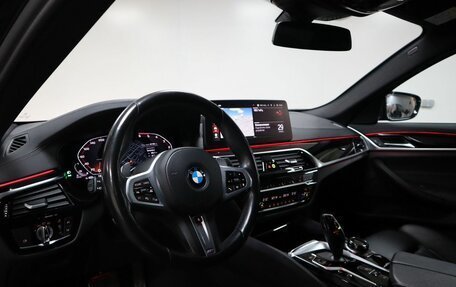 BMW 5 серия, 2021 год, 6 300 000 рублей, 12 фотография