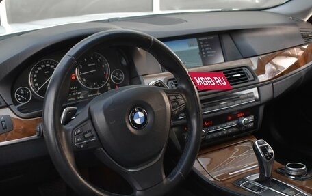 BMW 5 серия, 2011 год, 2 050 000 рублей, 12 фотография