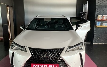 Lexus UX I, 2018 год, 3 950 000 рублей, 3 фотография