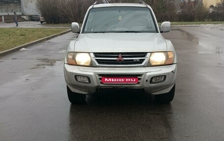 Mitsubishi Montero III, 2001 год, 460 000 рублей, 1 фотография