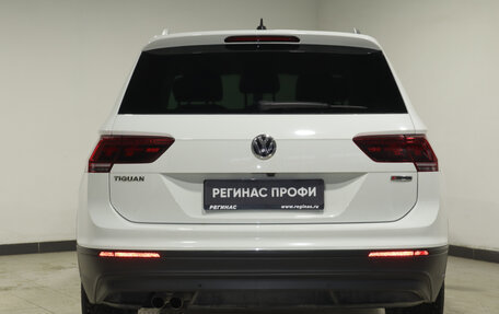 Volkswagen Tiguan II, 2020 год, 2 974 000 рублей, 5 фотография