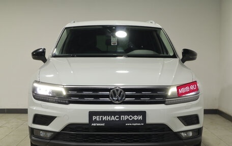 Volkswagen Tiguan II, 2020 год, 2 974 000 рублей, 3 фотография