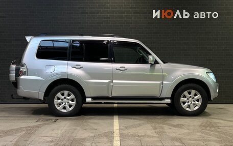 Mitsubishi Pajero IV, 2011 год, 2 200 000 рублей, 4 фотография