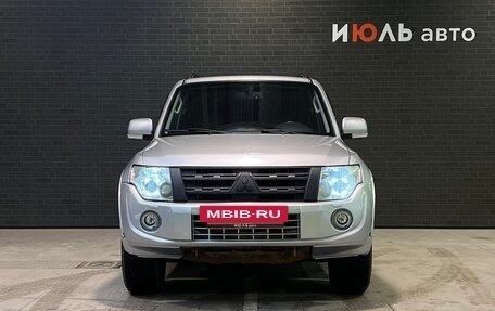 Mitsubishi Pajero IV, 2011 год, 2 200 000 рублей, 2 фотография