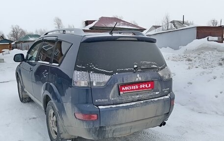 Mitsubishi Outlander III рестайлинг 3, 2007 год, 1 280 000 рублей, 11 фотография