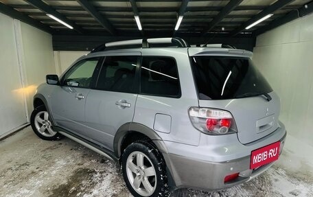 Mitsubishi Outlander III рестайлинг 3, 2004 год, 740 000 рублей, 7 фотография