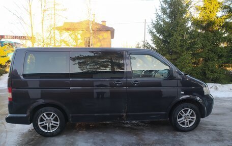 Volkswagen Caravelle T5, 2005 год, 1 100 000 рублей, 6 фотография