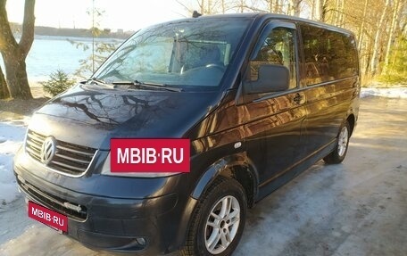 Volkswagen Caravelle T5, 2005 год, 1 100 000 рублей, 5 фотография