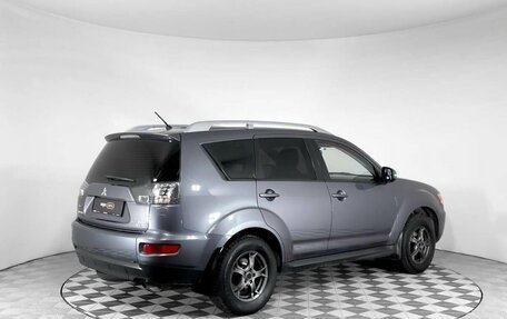 Mitsubishi Outlander III рестайлинг 3, 2010 год, 1 100 000 рублей, 5 фотография