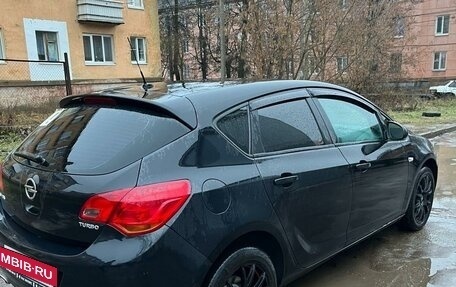 Opel Astra J, 2011 год, 700 000 рублей, 5 фотография