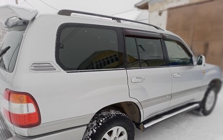 Toyota Land Cruiser 100 рестайлинг 2, 2006 год, 2 280 000 рублей, 10 фотография