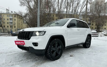 Jeep Grand Cherokee, 2012 год, 1 830 000 рублей, 2 фотография