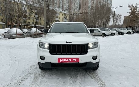 Jeep Grand Cherokee, 2012 год, 1 830 000 рублей, 3 фотография