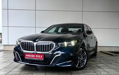 BMW 5 серия, 2024 год, 9 900 000 рублей, 1 фотография