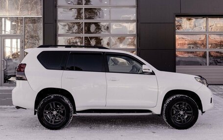 Toyota Land Cruiser Prado 150 рестайлинг 2, 2010 год, 3 050 000 рублей, 6 фотография