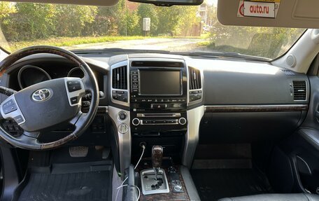 Toyota Land Cruiser 200, 2014 год, 4 100 000 рублей, 17 фотография