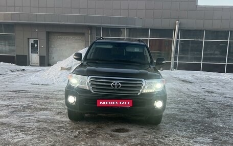 Toyota Land Cruiser 200, 2014 год, 4 100 000 рублей, 10 фотография