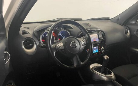 Nissan Juke II, 2011 год, 994 000 рублей, 9 фотография