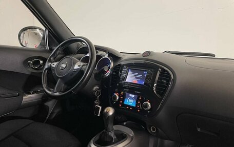 Nissan Juke II, 2011 год, 994 000 рублей, 12 фотография