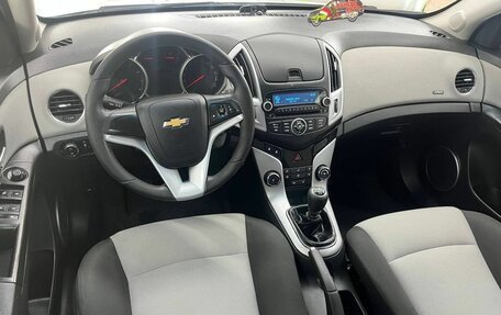 Chevrolet Cruze II, 2013 год, 998 000 рублей, 18 фотография