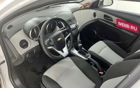 Chevrolet Cruze II, 2013 год, 998 000 рублей, 26 фотография