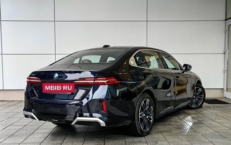 BMW 5 серия, 2024 год, 9 900 000 рублей, 6 фотография