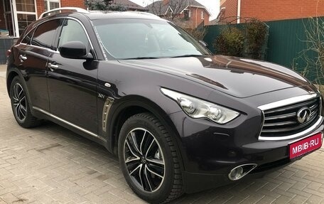 Infiniti QX70, 2016 год, 2 950 000 рублей, 1 фотография