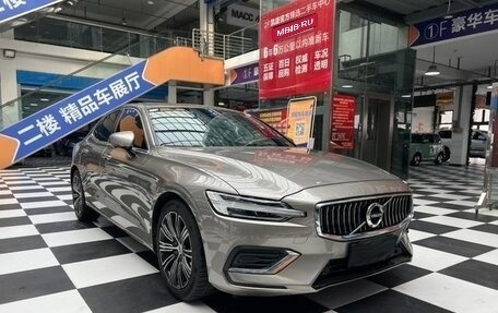 Volvo S60 III, 2021 год, 2 950 000 рублей, 1 фотография