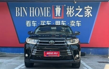 Toyota Highlander III, 2021 год, 3 210 037 рублей, 2 фотография