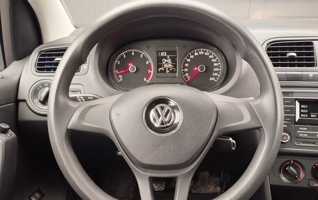 Volkswagen Polo VI (EU Market), 2017 год, 1 090 000 рублей, 10 фотография