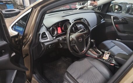 Opel Astra J, 2013 год, 1 050 000 рублей, 8 фотография